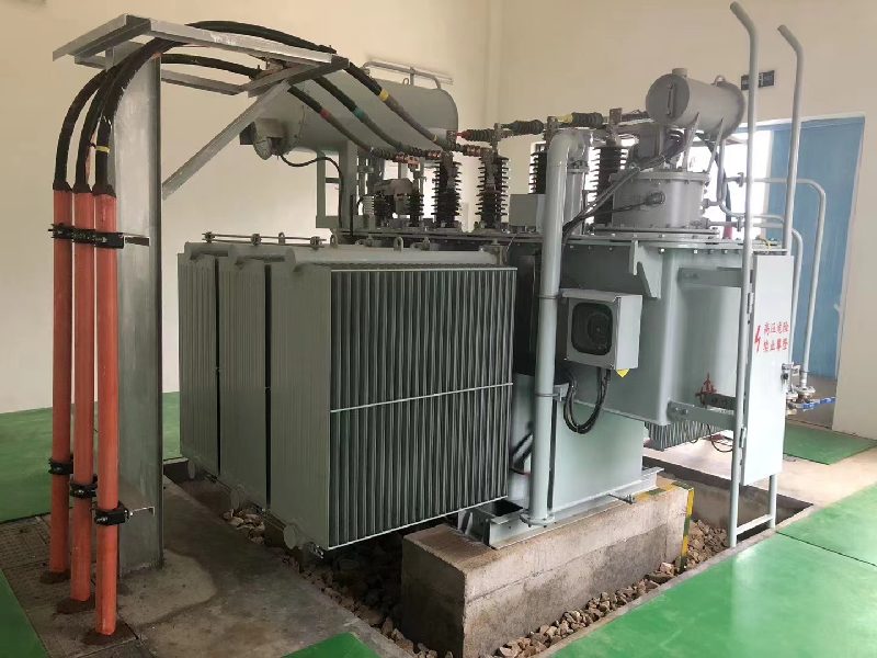 Perbandingan pengubah pengedaran antara sehingga 800 kVA dan turun hingga 800 kVA